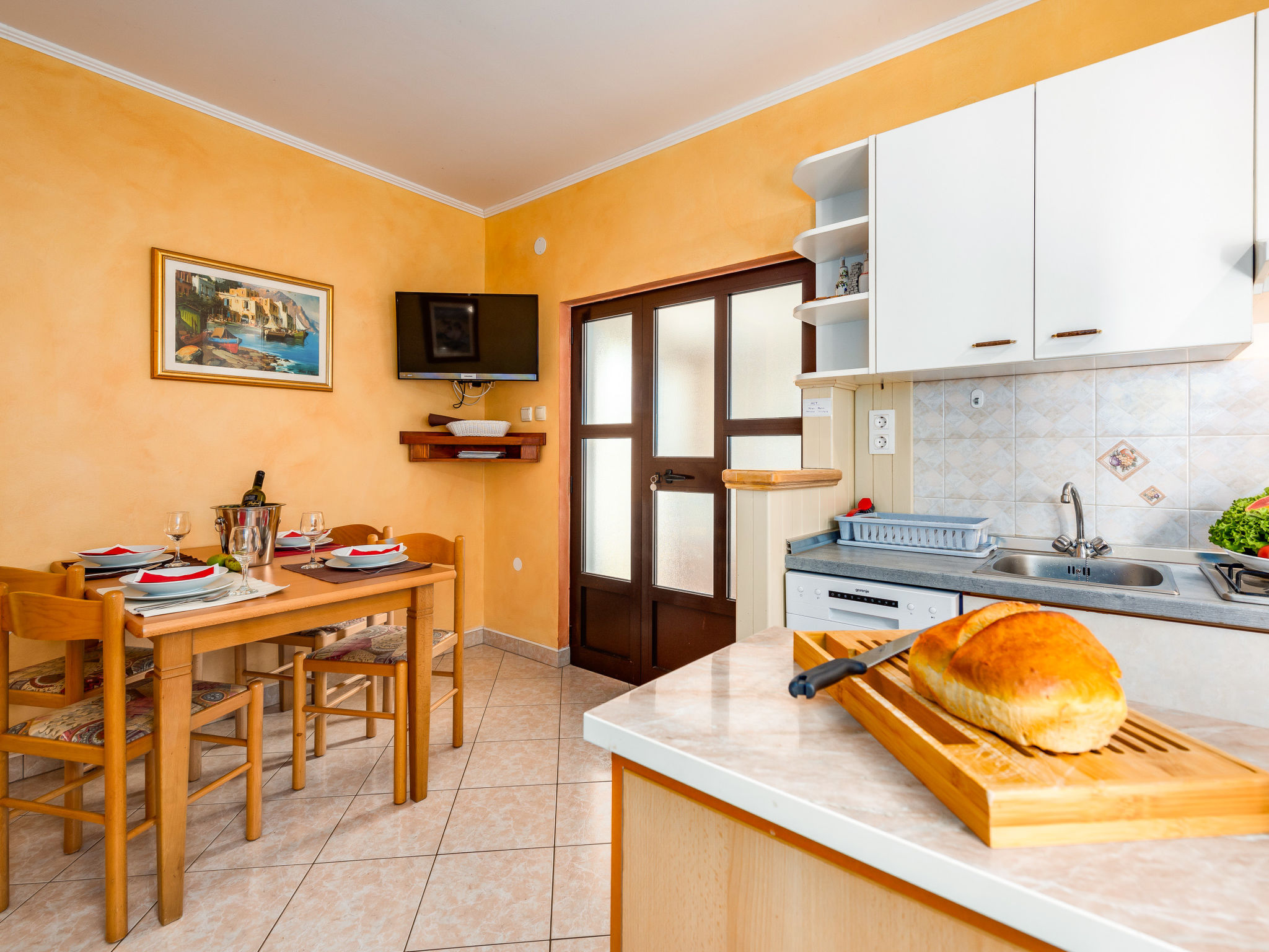 Kitchen / Dining Room