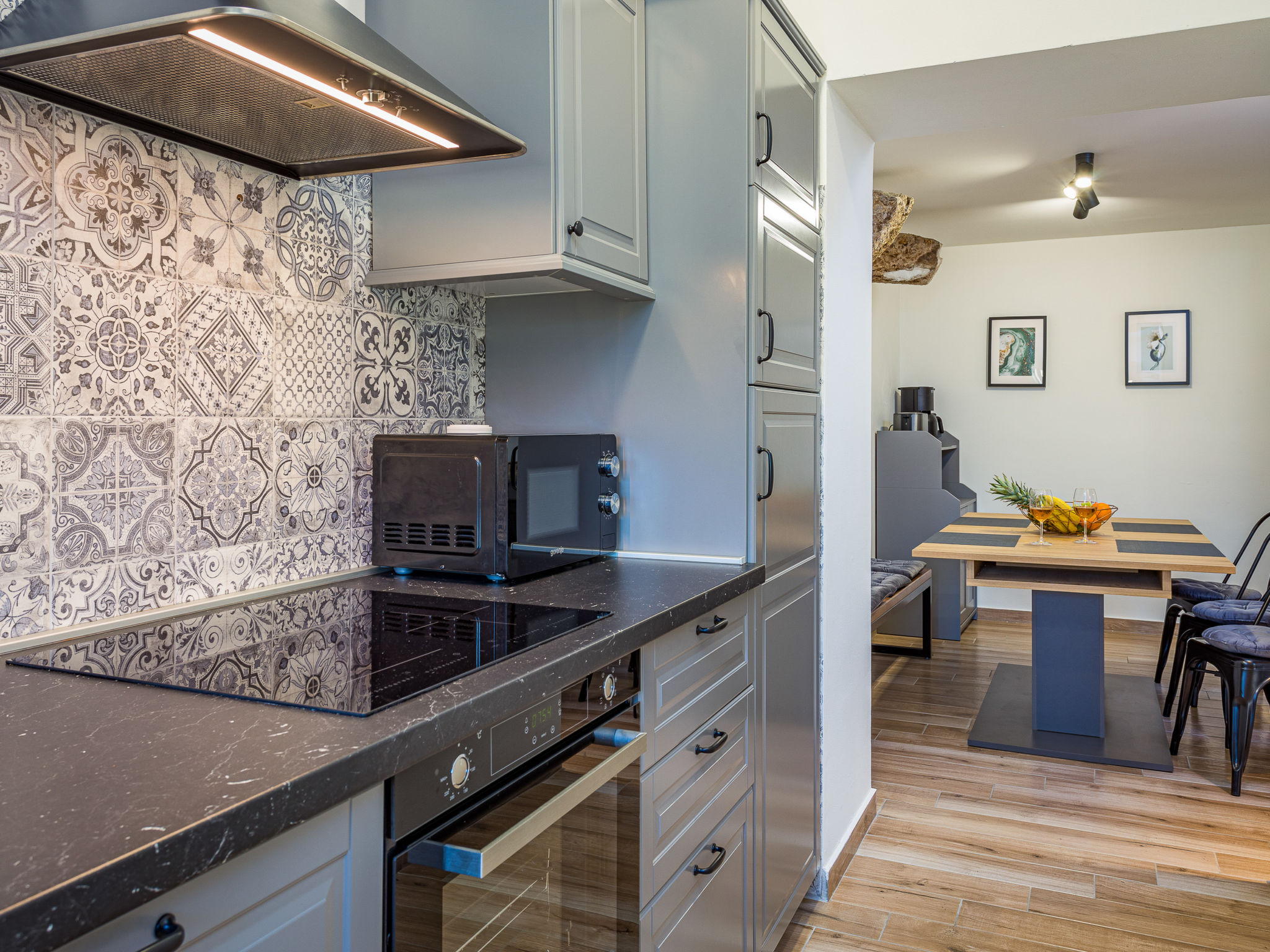 Kitchen / Dining Room