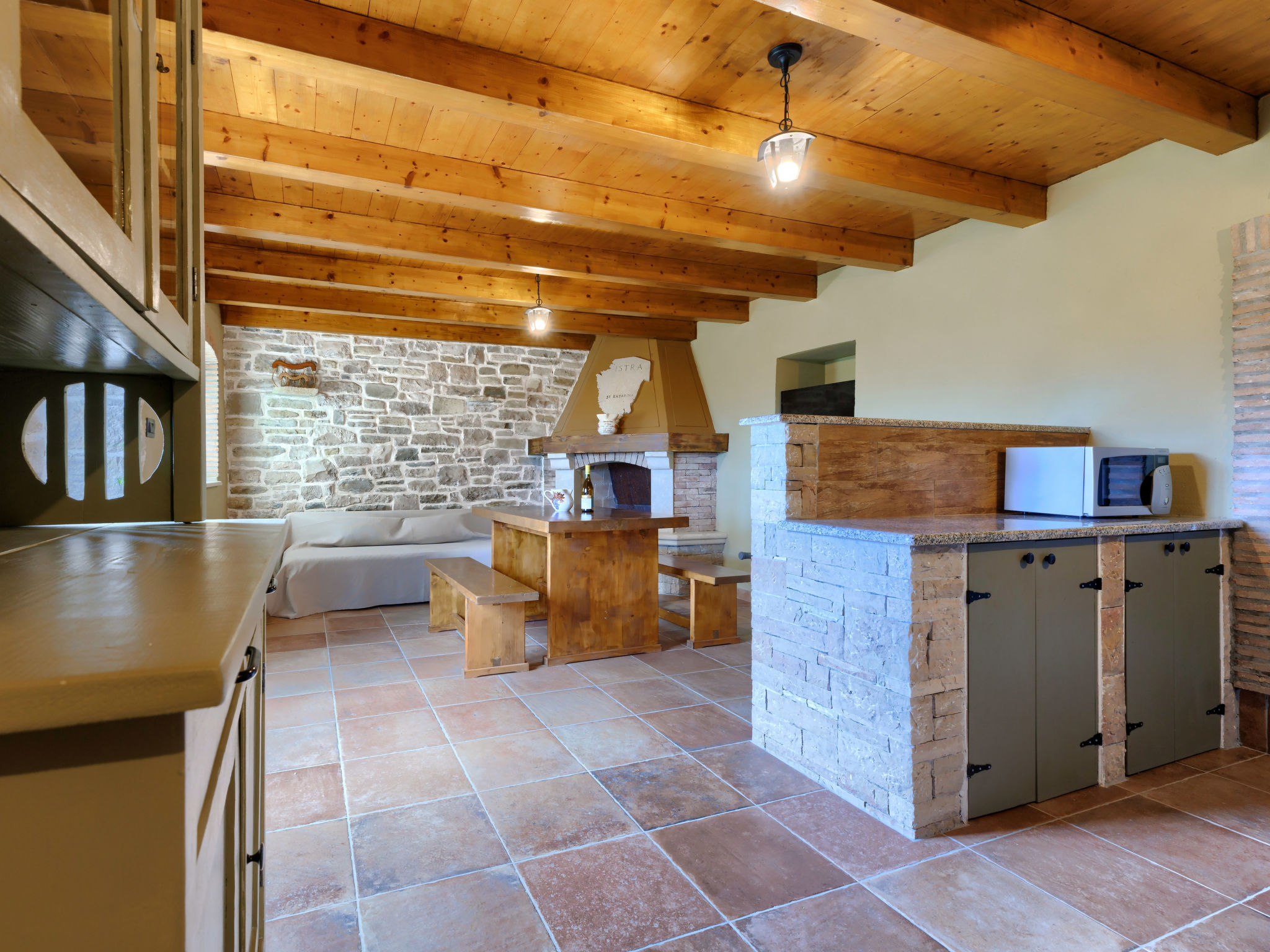 Kitchen / Dining Room