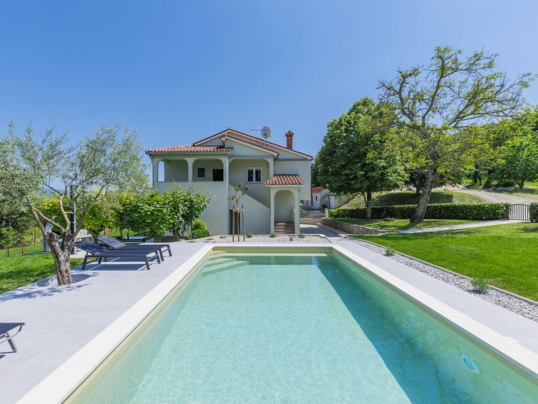 6-persoons vakantiehuis met privézwembad in Pićan · 85 m² in Pićan