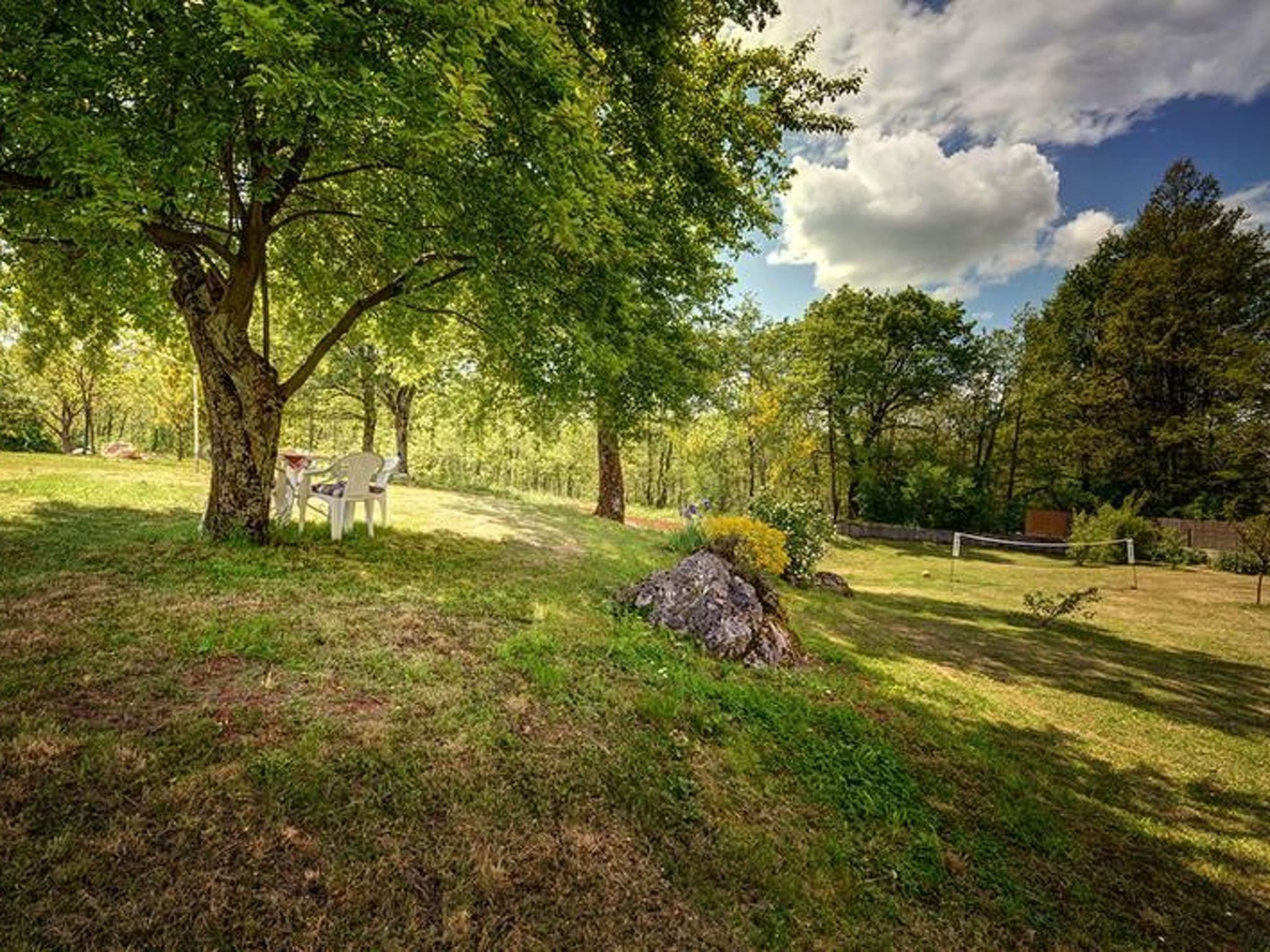 Romantische Villa mit weitläufigem Garten-Dedans