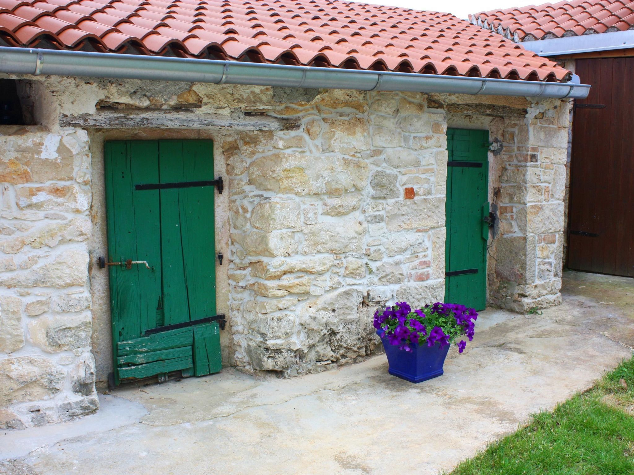 Romantische Villa mit weitläufigem Garten-Dedans