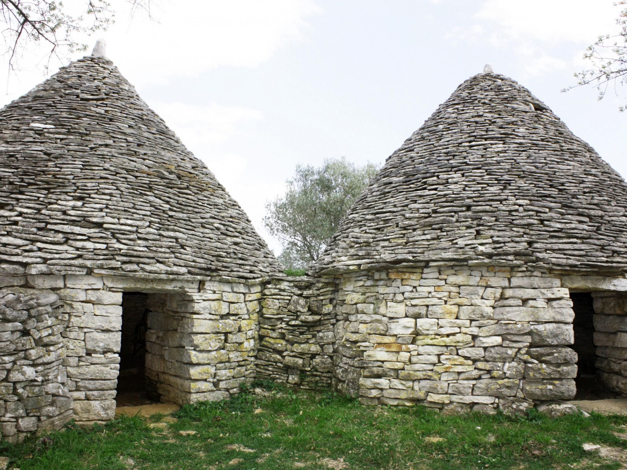 Romantische Villa mit weitläufigem Garten-Dedans