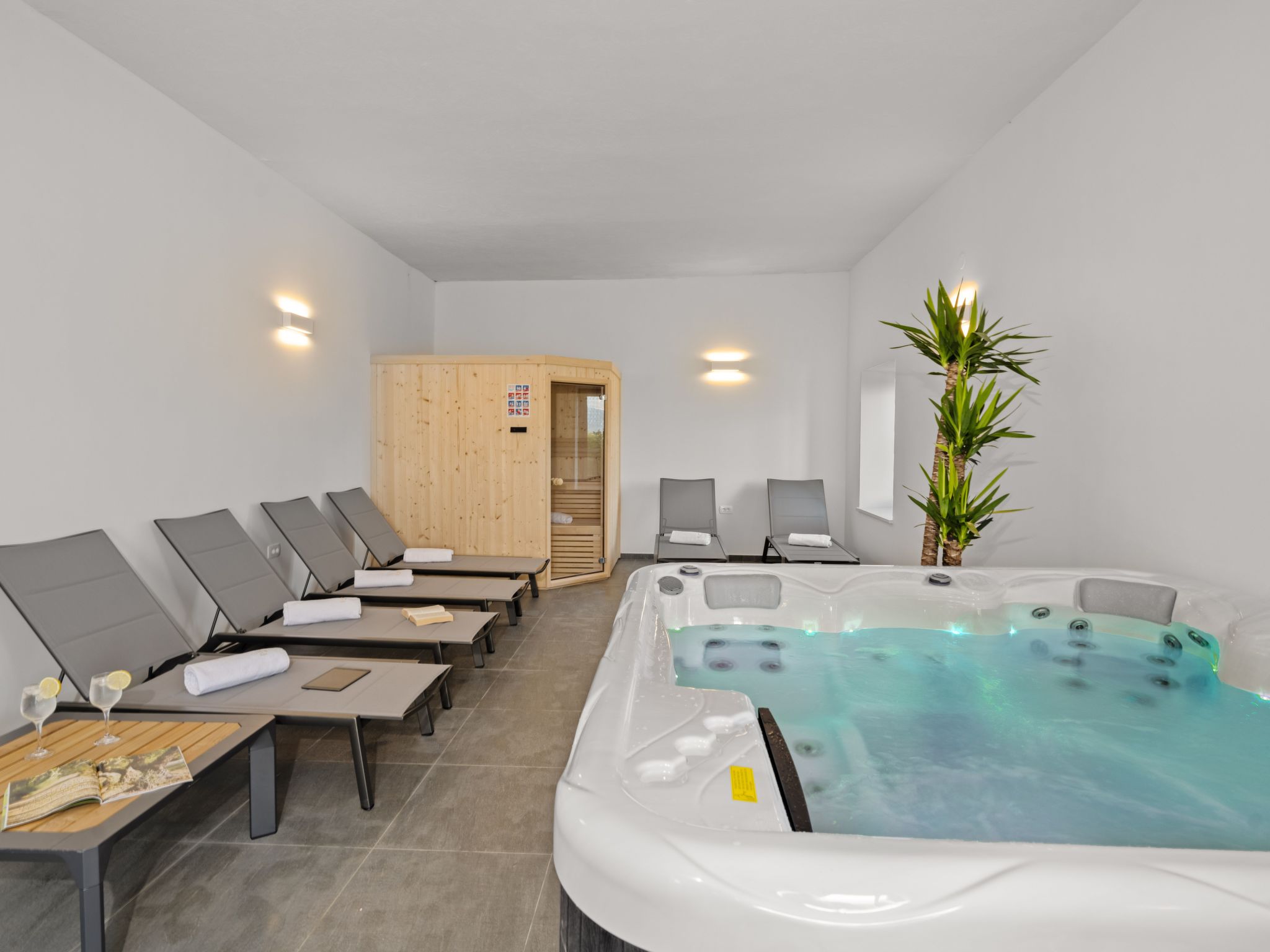 Villa Nene - Luxus und Spa-Dedans