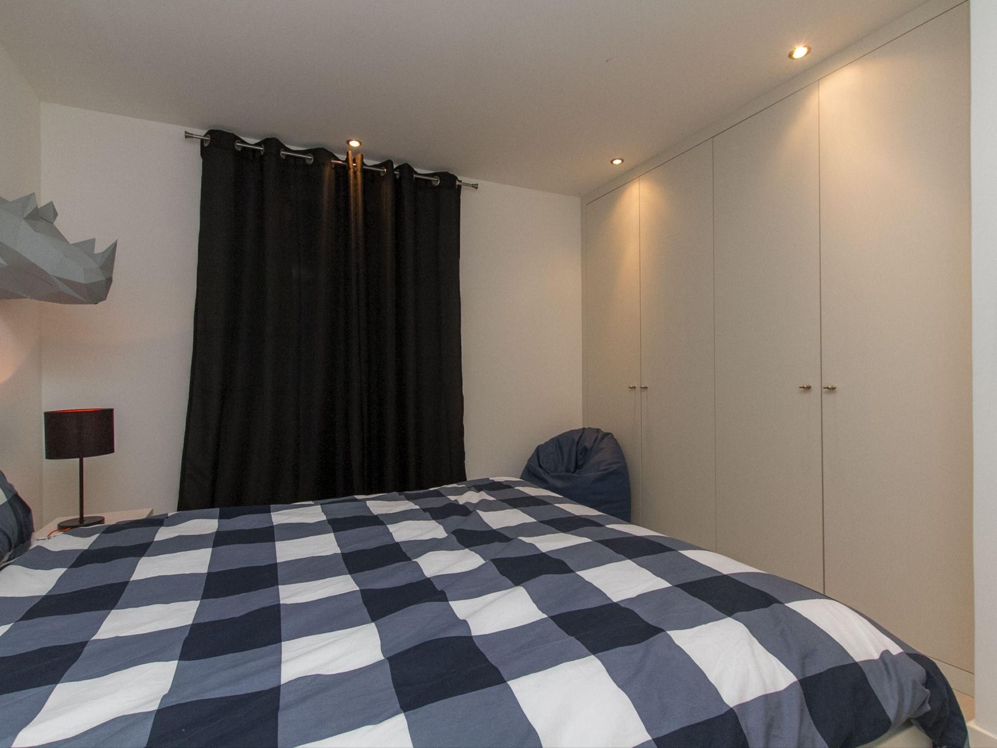 Villa mit Pool-Dedans