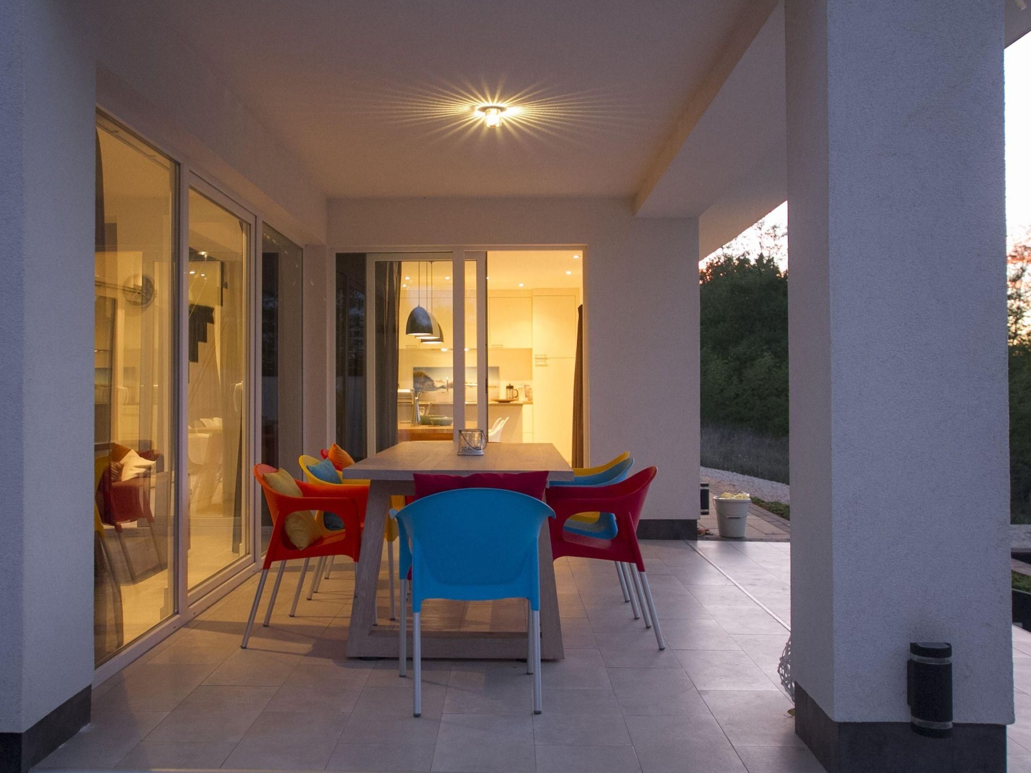 Villa mit Pool-Dedans