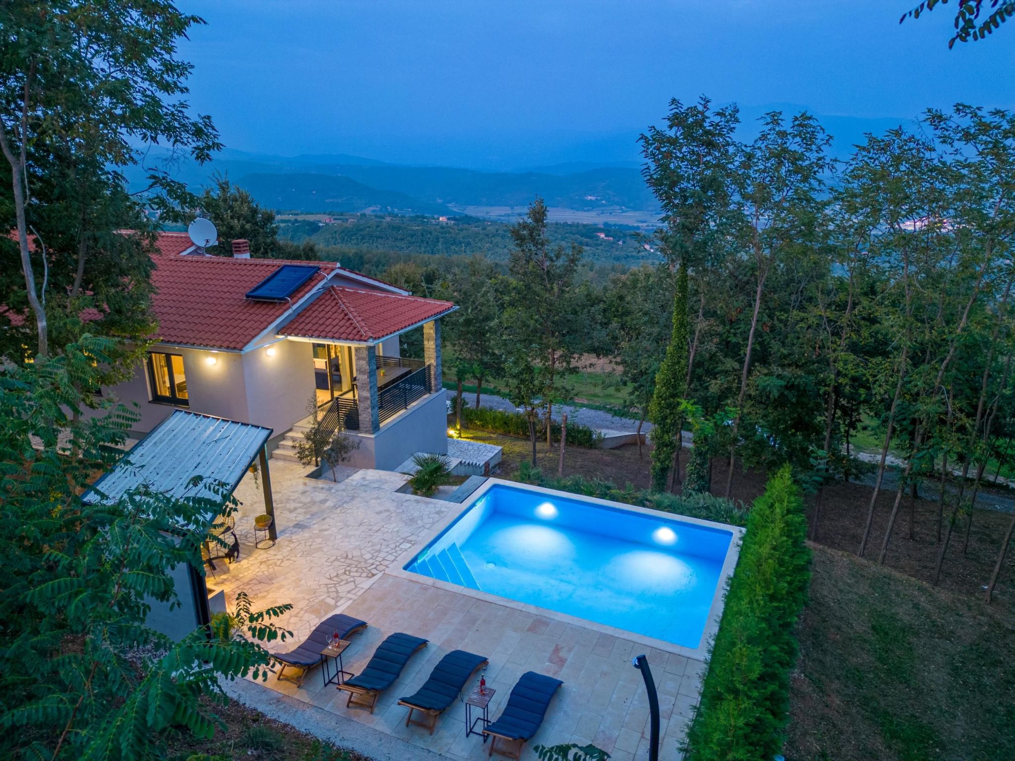 Für 5 Personen und 1 Kind in Kukurini, Istrien (Binnenland von Istrien)-Dedans