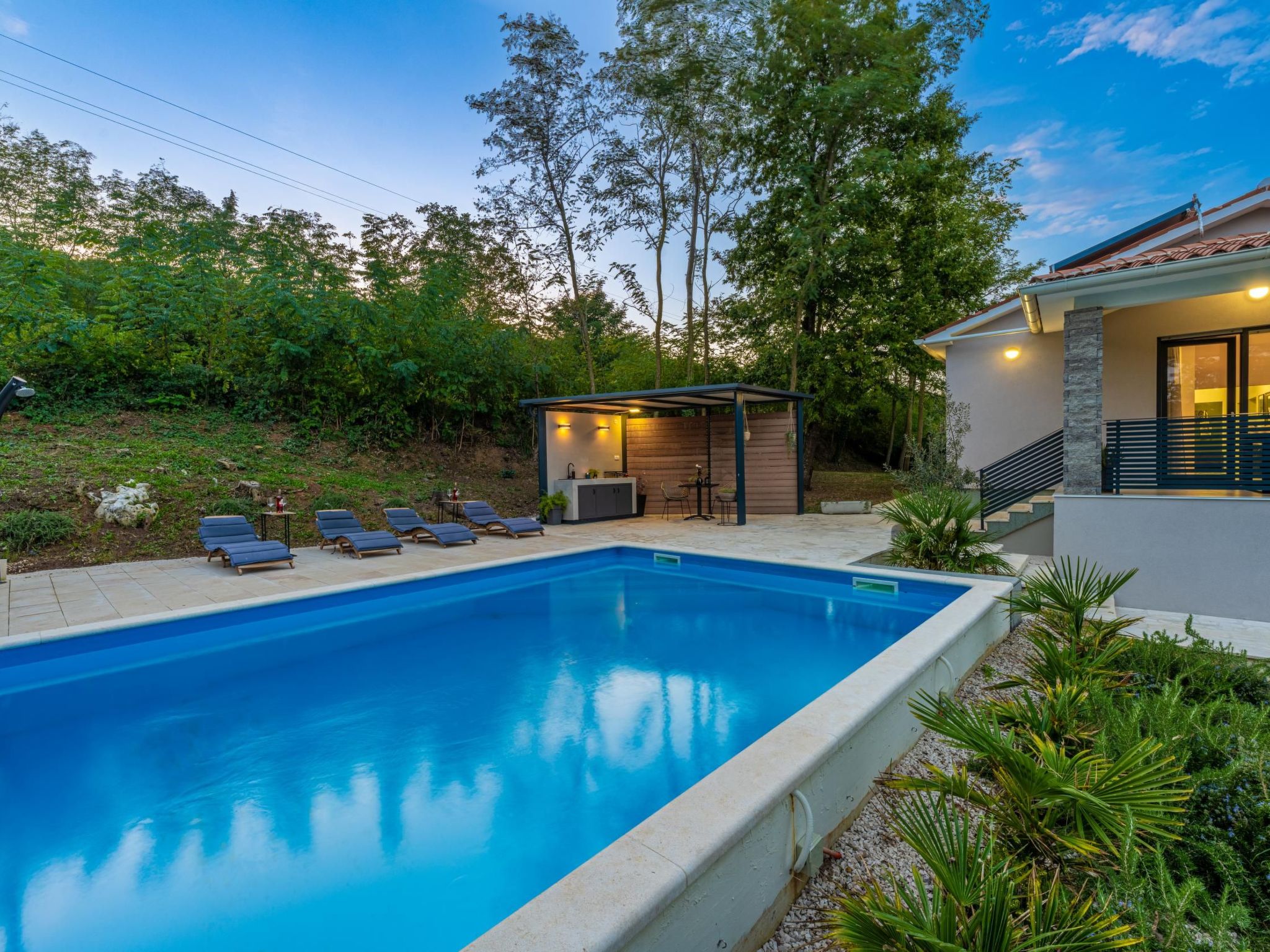 Für 5 Personen und 1 Kind in Kukurini, Istrien (Binnenland von Istrien)-Dedans