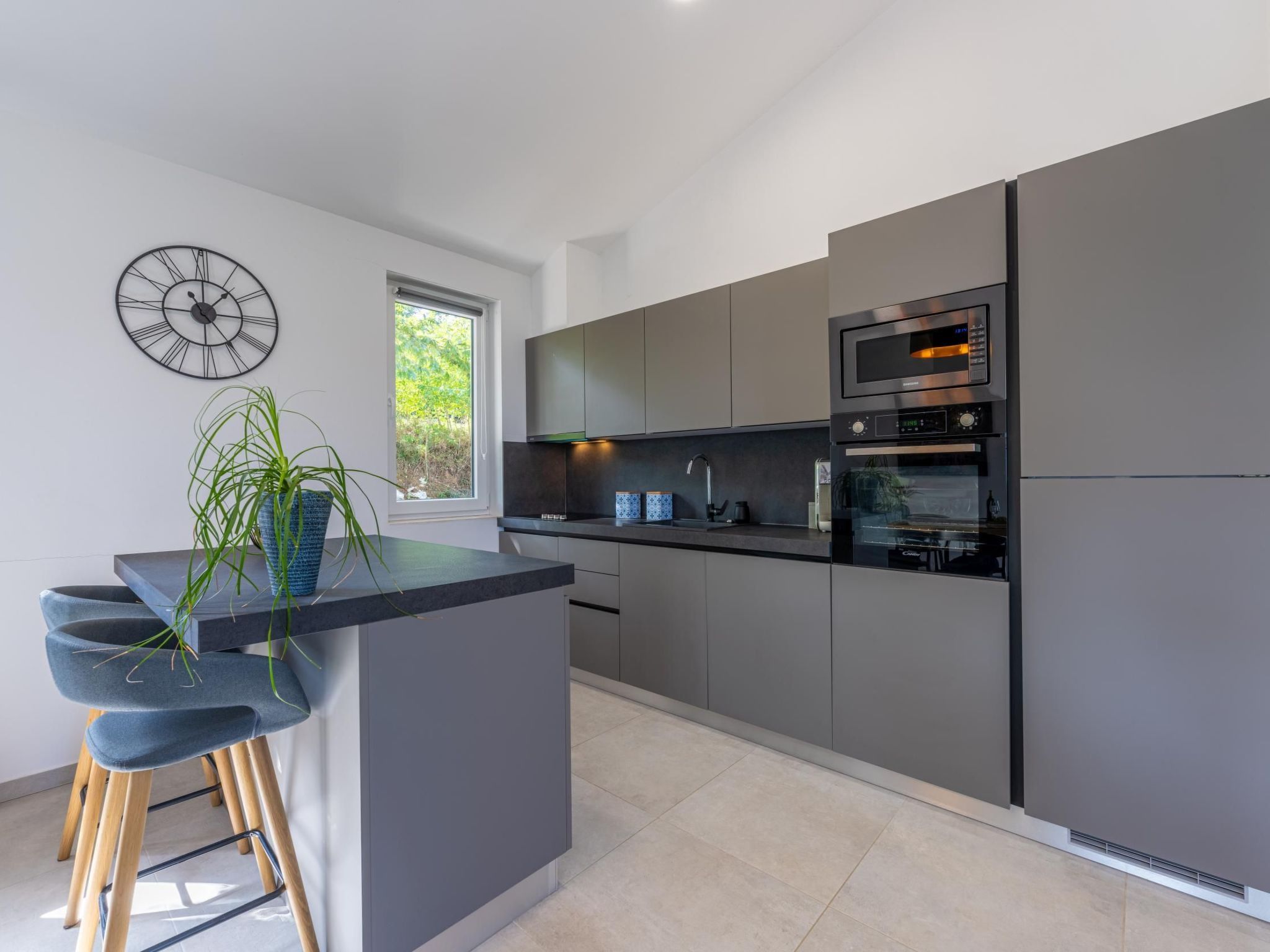 Für 5 Personen und 1 Kind in Kukurini, Istrien (Binnenland von Istrien)-Dedans