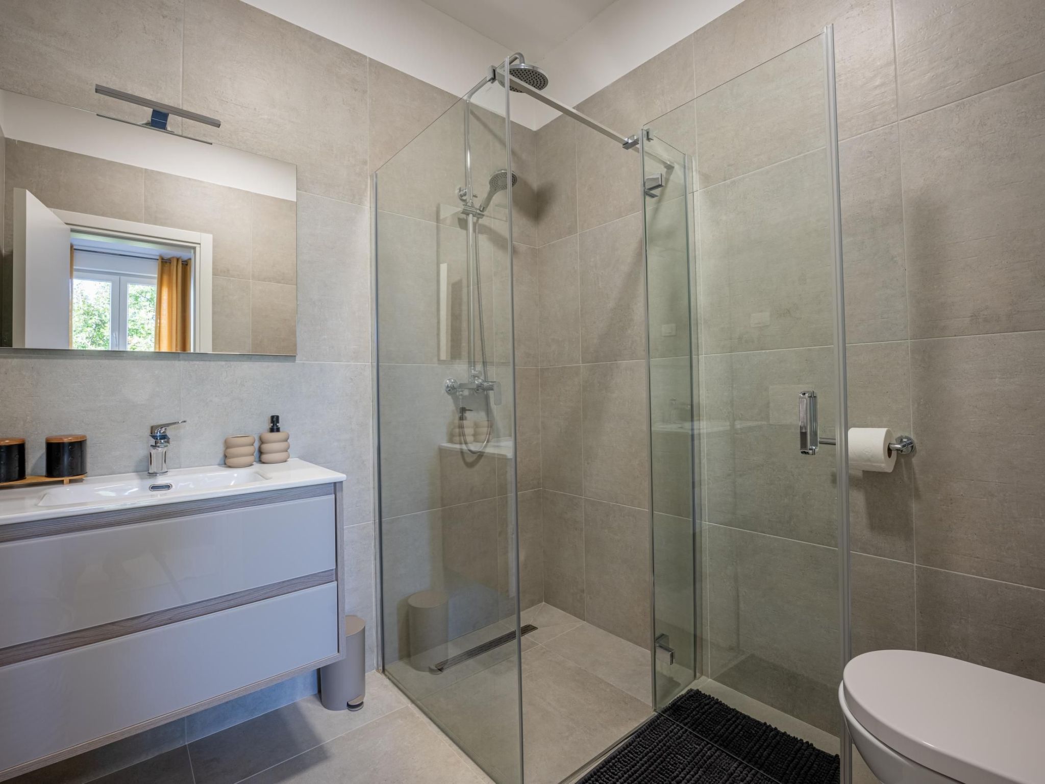 Für 5 Personen und 1 Kind in Kukurini, Istrien (Binnenland von Istrien)