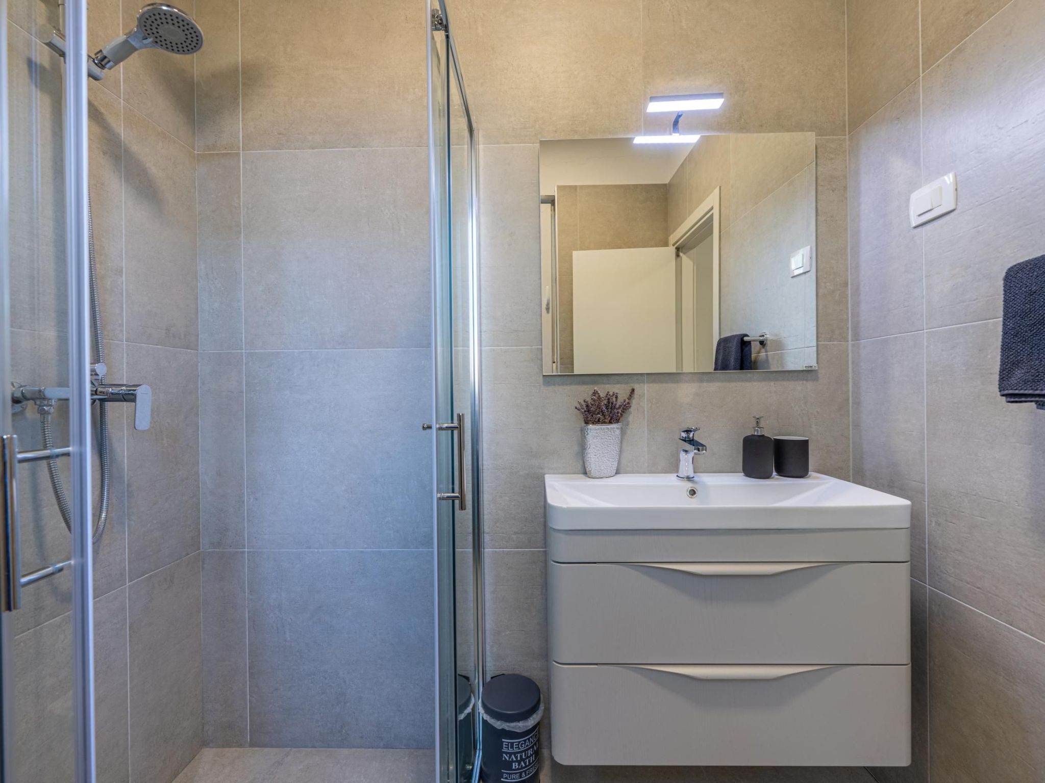 Für 5 Personen und 1 Kind in Kukurini, Istrien (Binnenland von Istrien)-Dedans