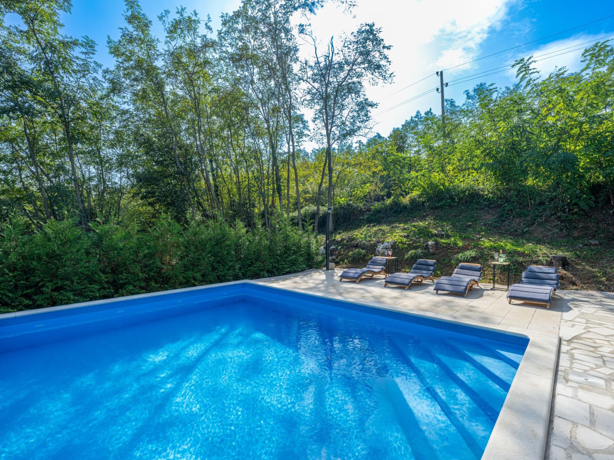 Für 5 Personen und 1 Kind in Kukurini, Istrien (Binnenland von Istrien)-Dedans