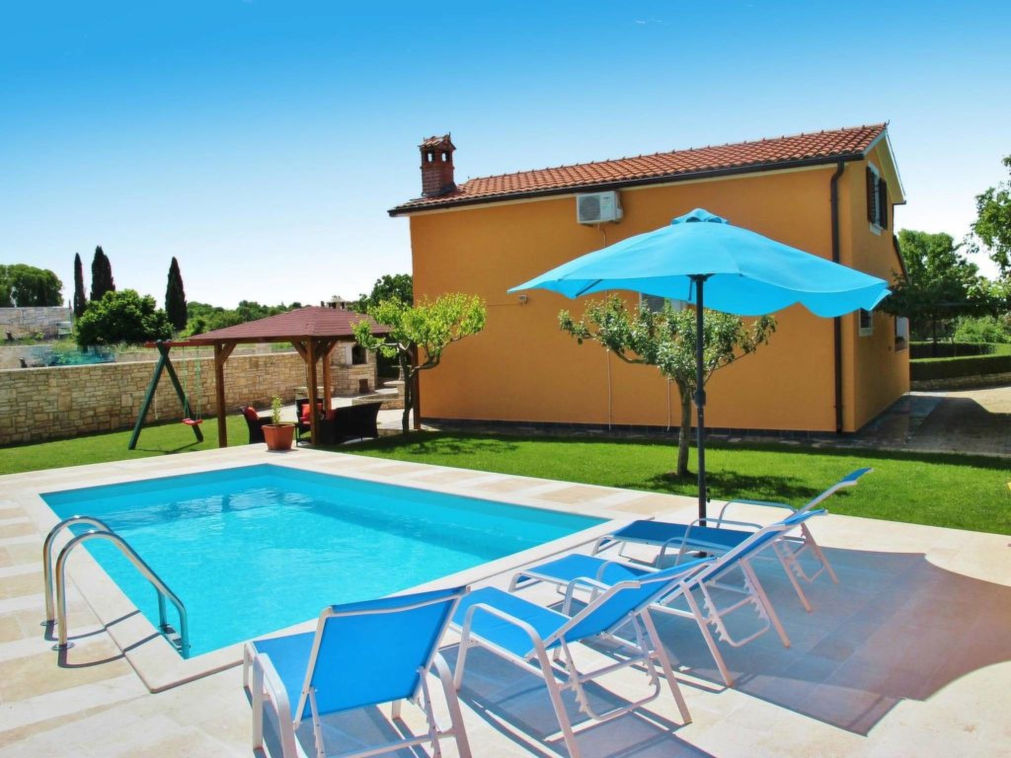 Ferienhaus in Sveti Petar u Sumi (Kroatien) und 1 Hund erlaubt