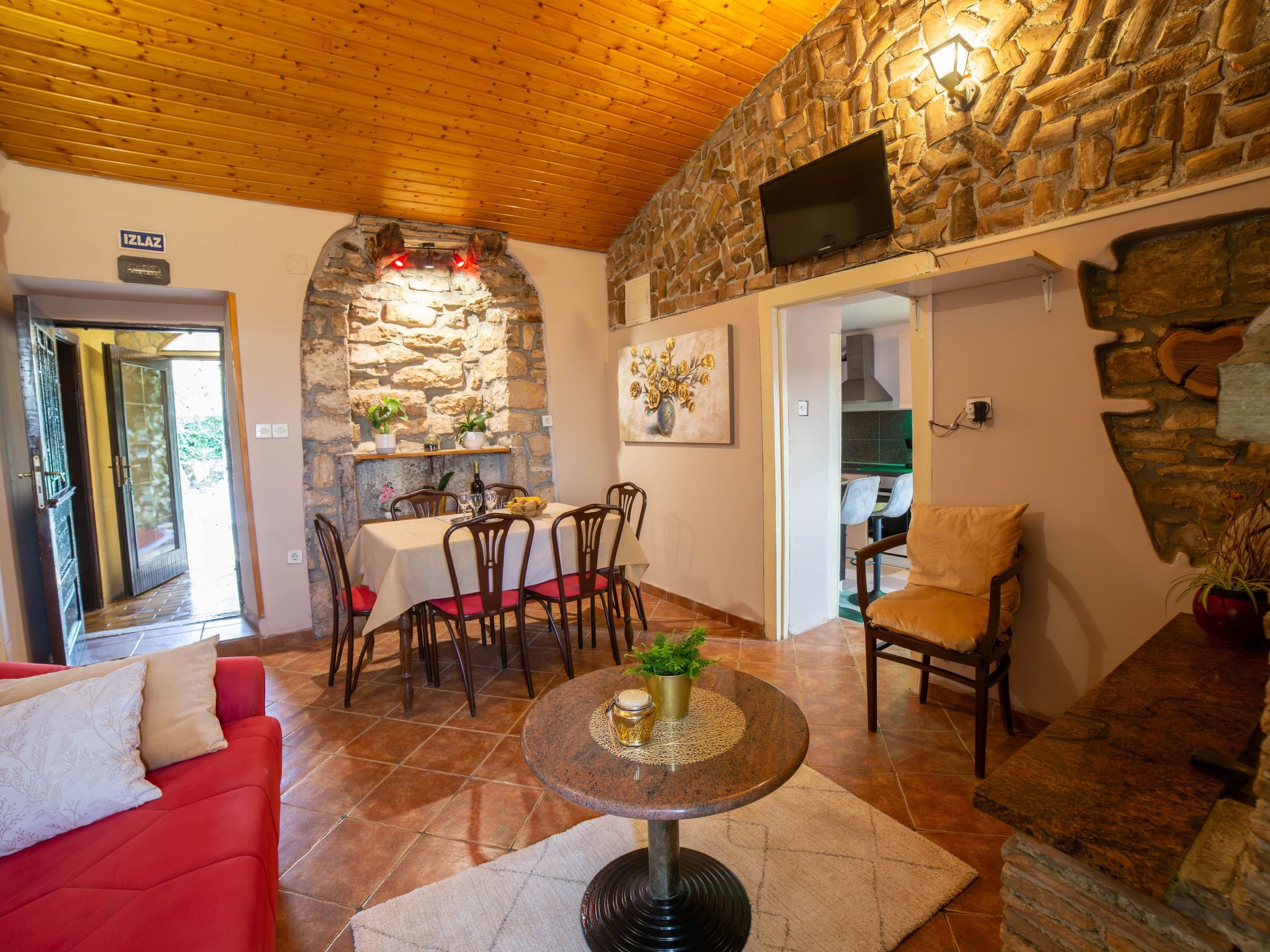 'Frane' mit eigenem Pool-Binnen