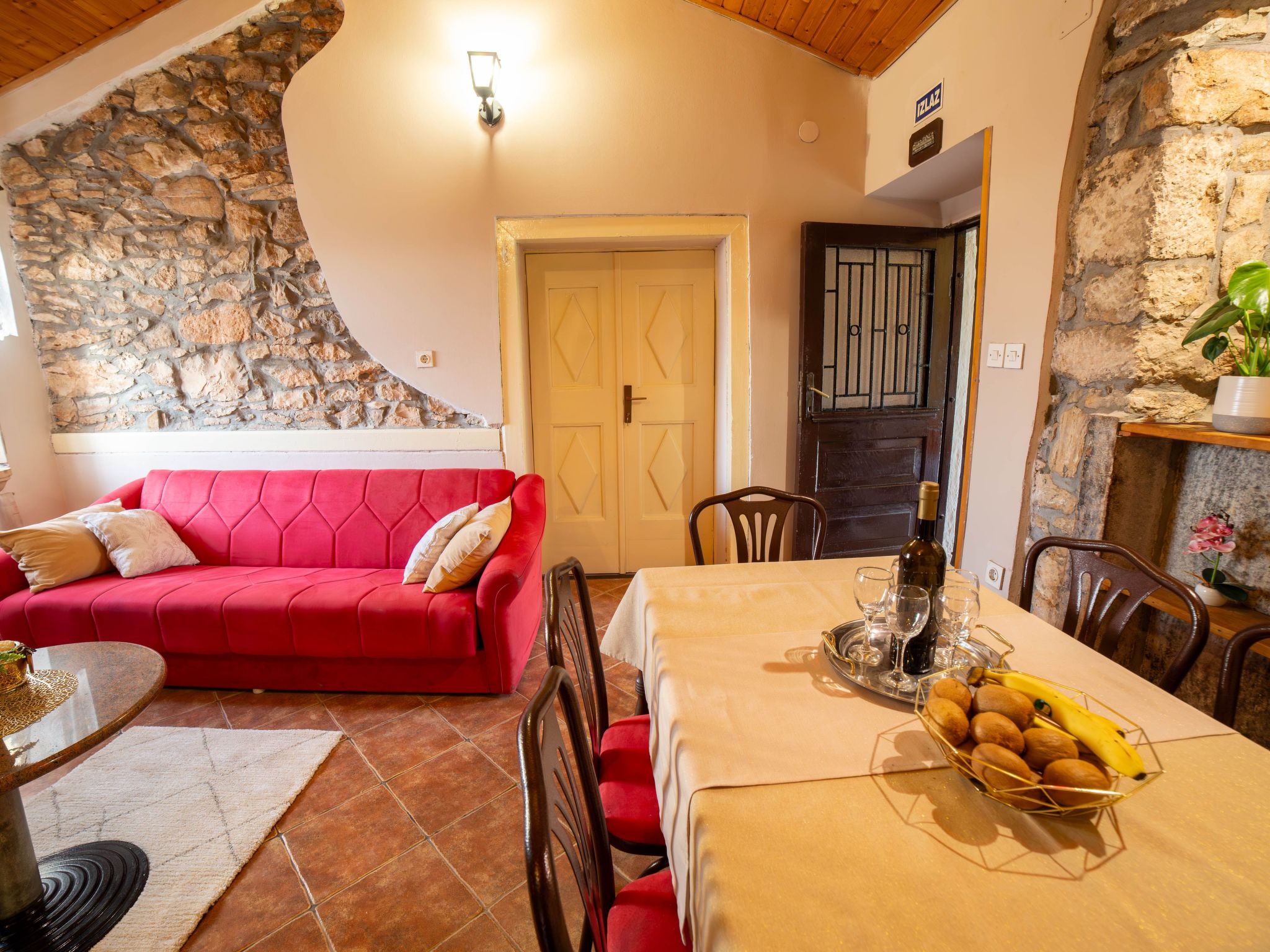 'Frane' mit eigenem Pool-Binnen