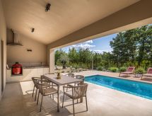 Villa Nux: Intiem & Modern Design in het Groene Hart van Istrië - thumbnail 1