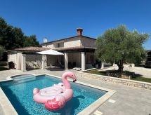 Villa Mali Raj: Luxe villa met privézwembad aan golfbaan in Istrië - thumbnail 1