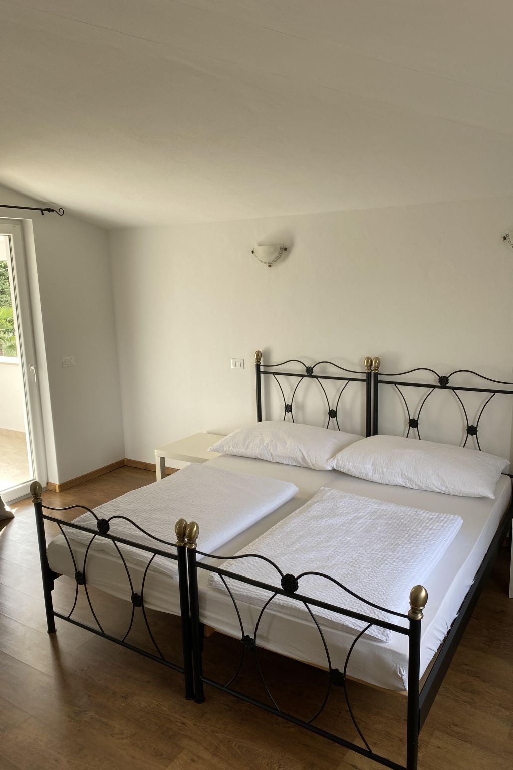 Villa Mali Raj-Image-tags.info