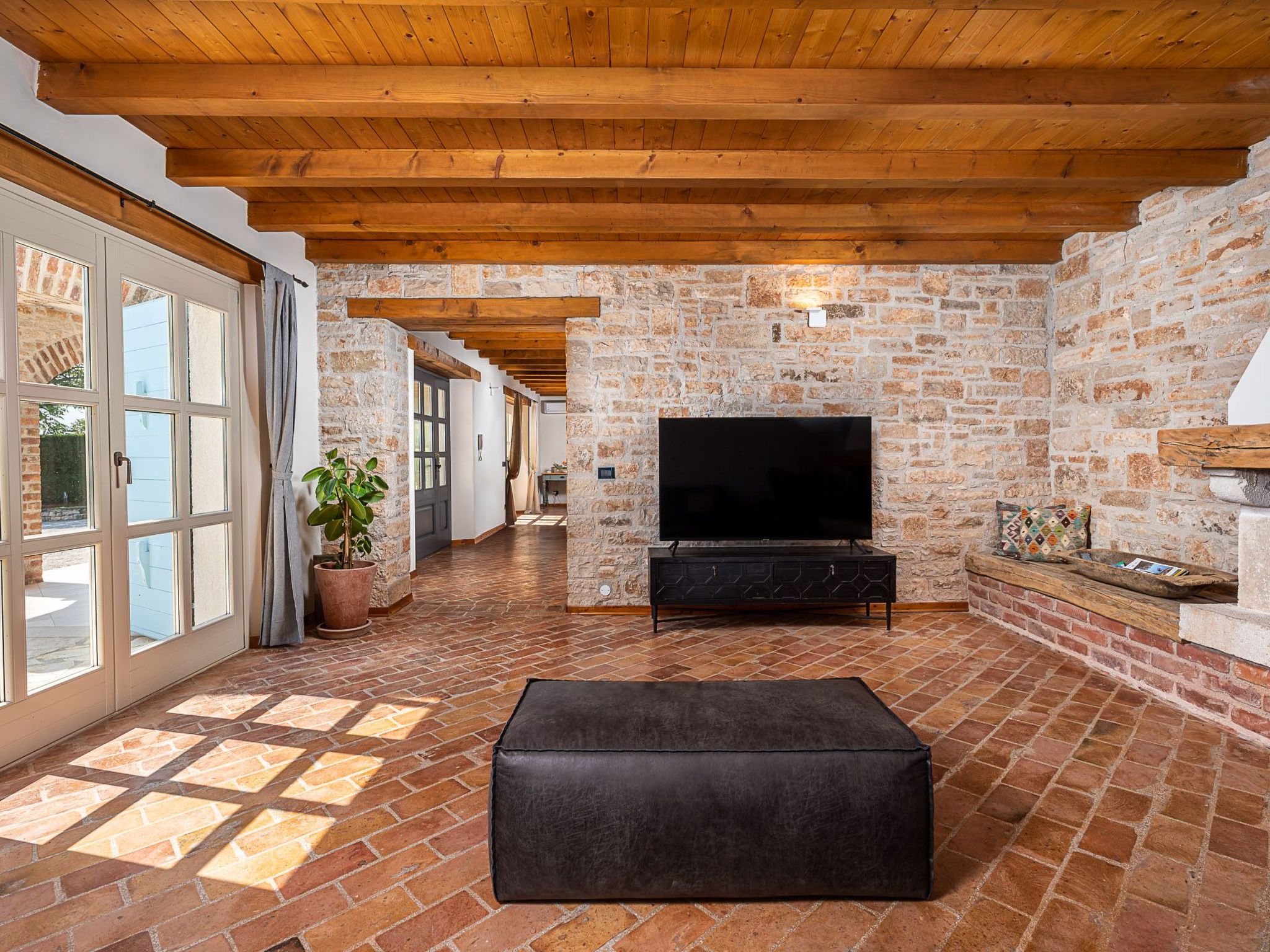 Luxusferien Villa Paolina mit privatem Pool-Drinnen