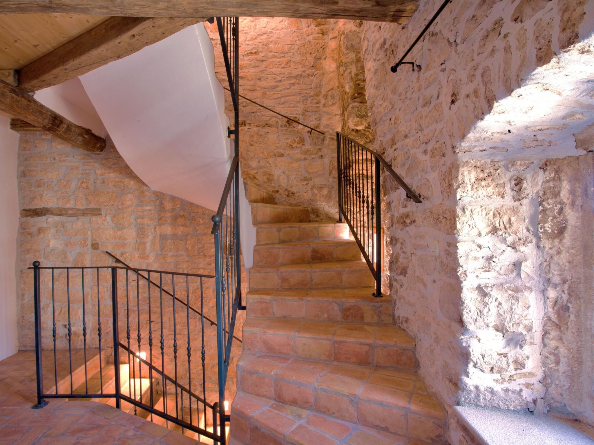 Casa Gaia Grande-Drinnen