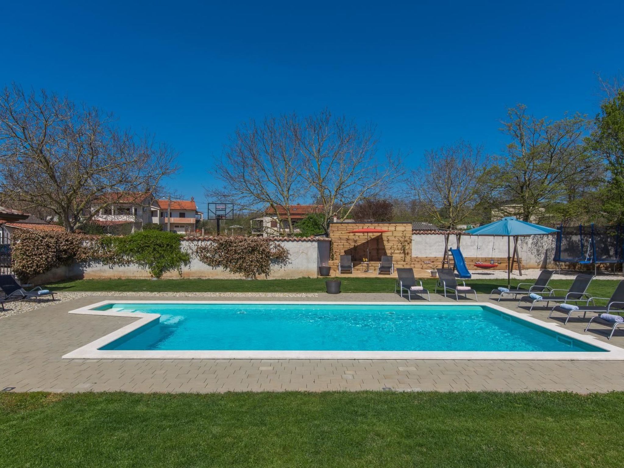 Ferienvilla "Villa Perhat" mit eigenem Pool-Binnen