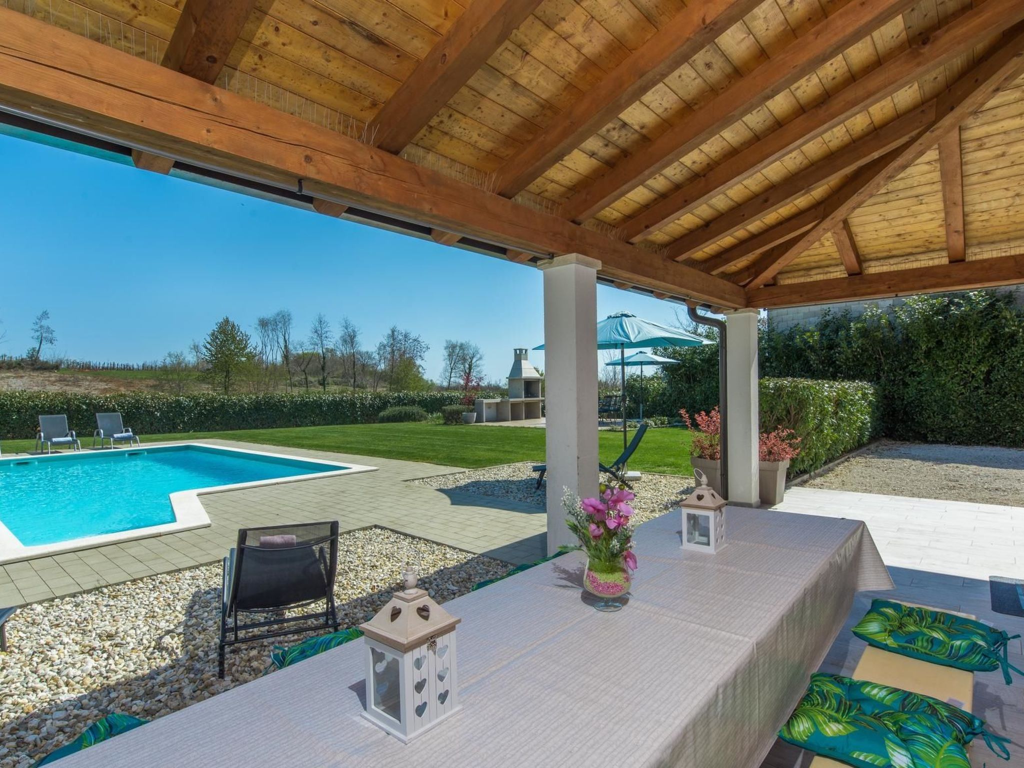 Ferienvilla "Villa Perhat" mit eigenem Pool-Binnen