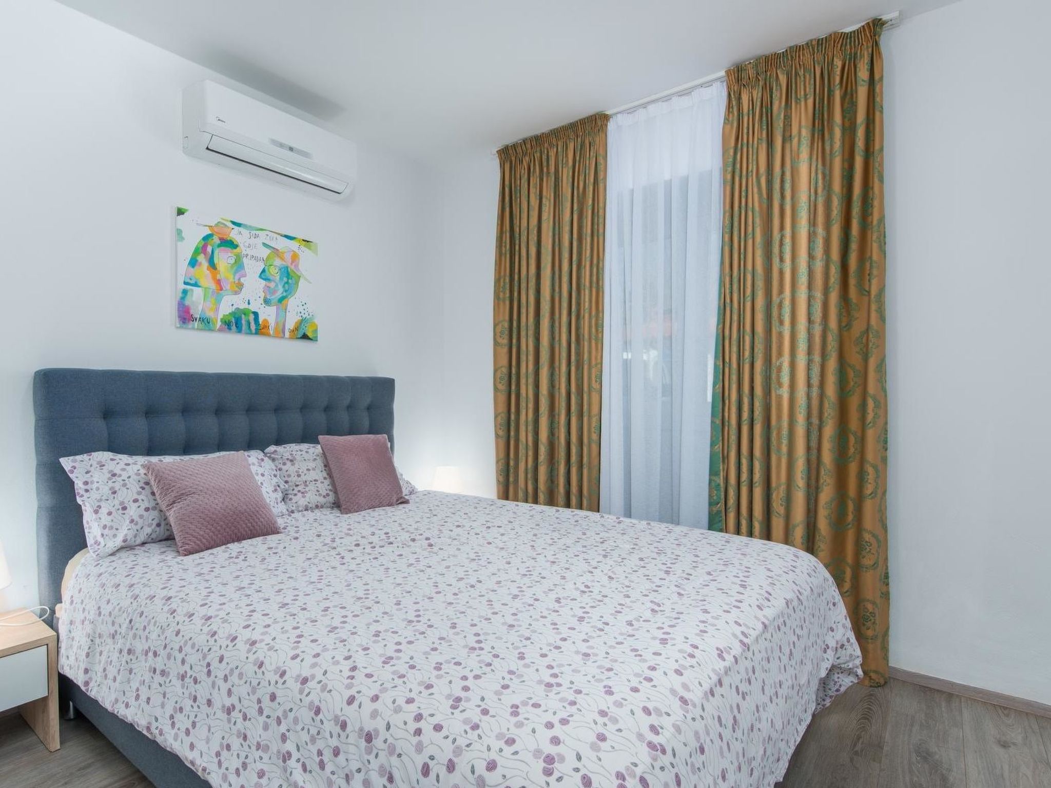 Ferienvilla "Villa Perhat" mit eigenem Pool-Binnen