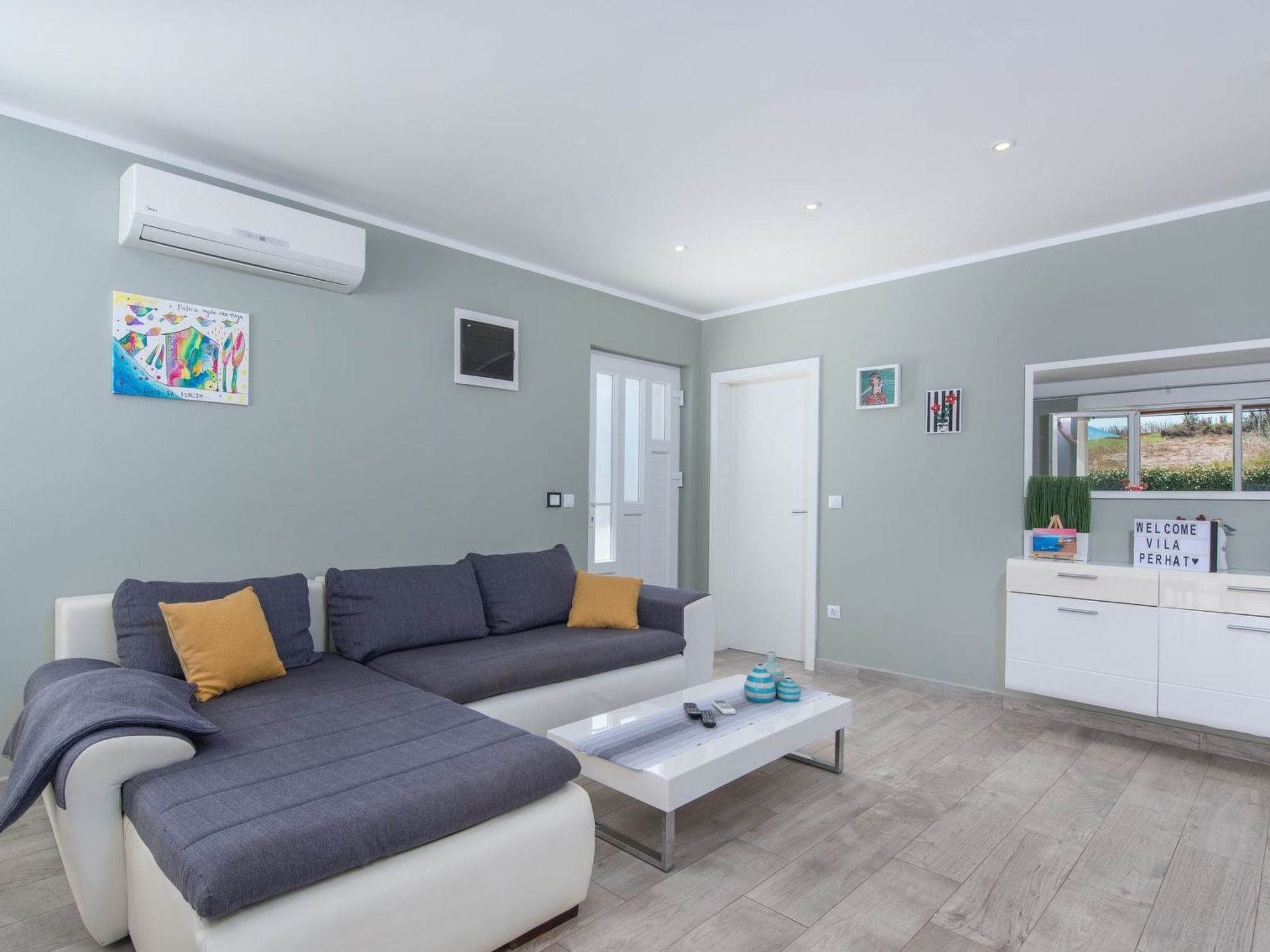 Ferienvilla "Villa Perhat" mit eigenem Pool-Binnen