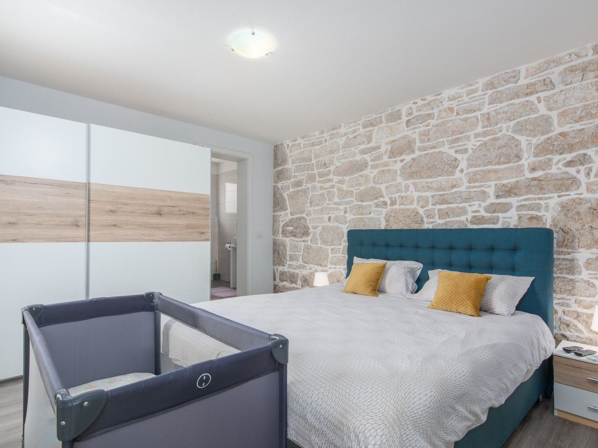 Ferienvilla "Villa Perhat" mit eigenem Pool-Binnen