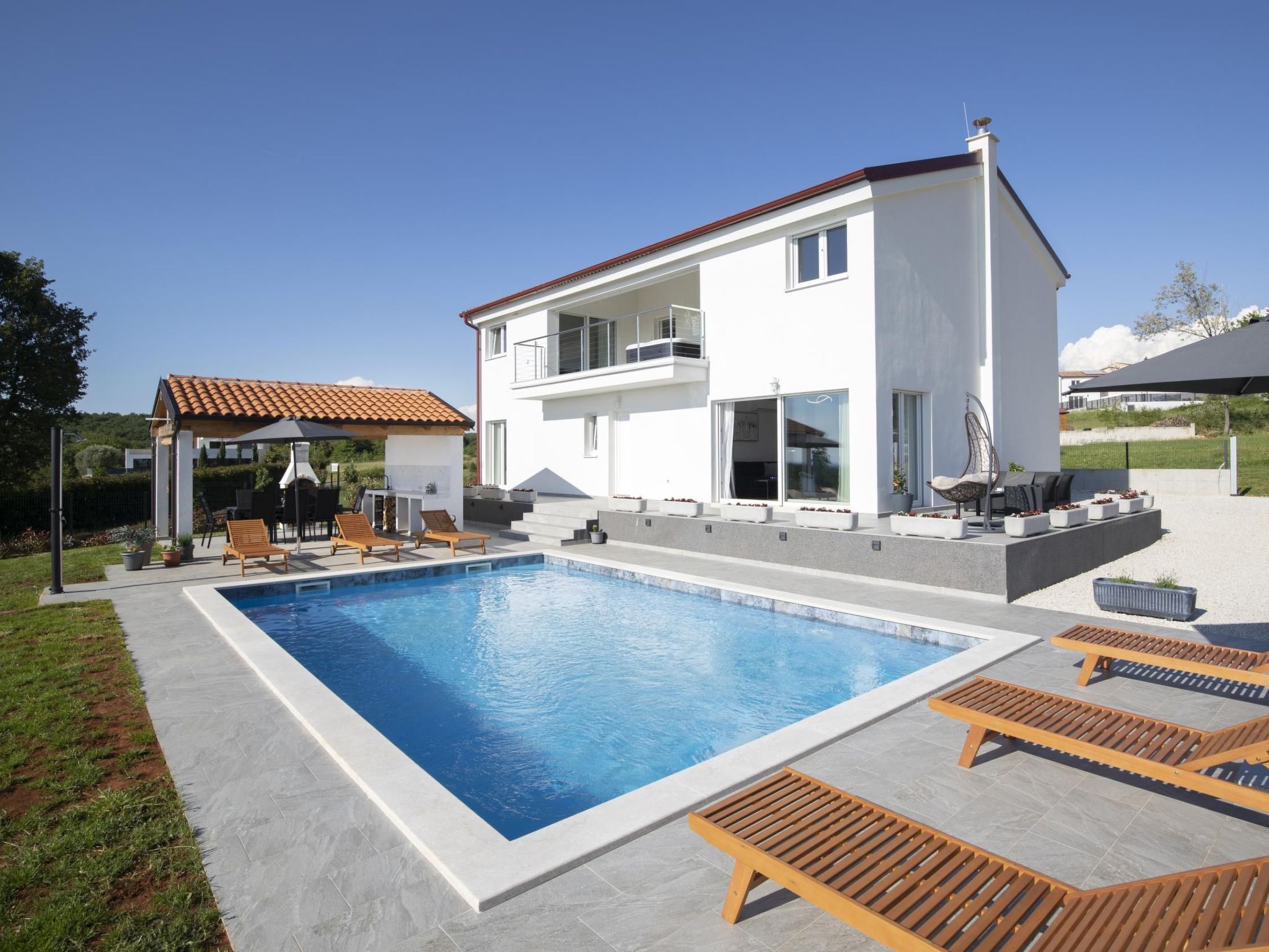 Villa Euphoria mit Pool, Sauna und Whirlpool-Binnen