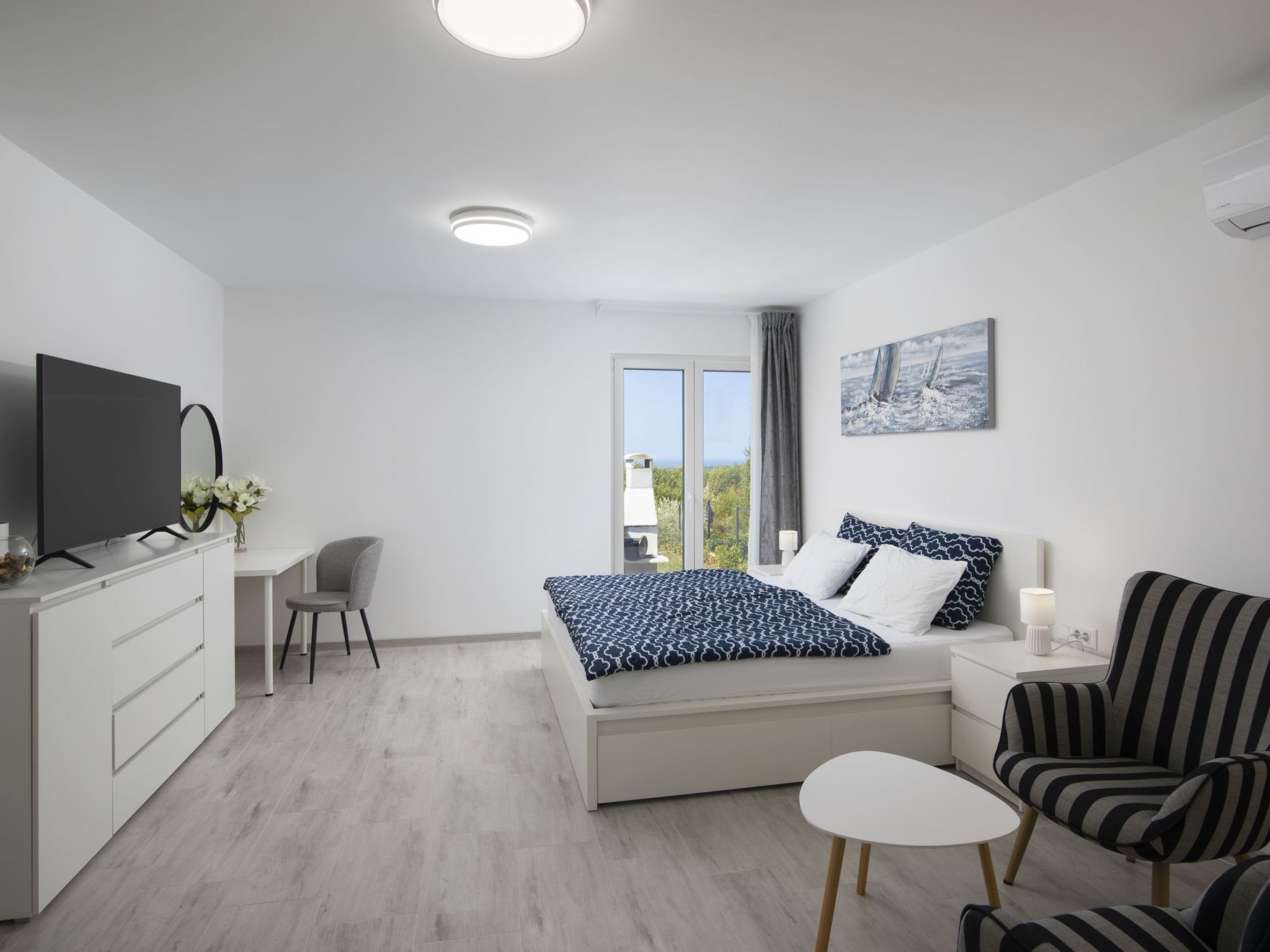 Villa Euphoria mit Pool, Sauna und Whirlpool-Binnen