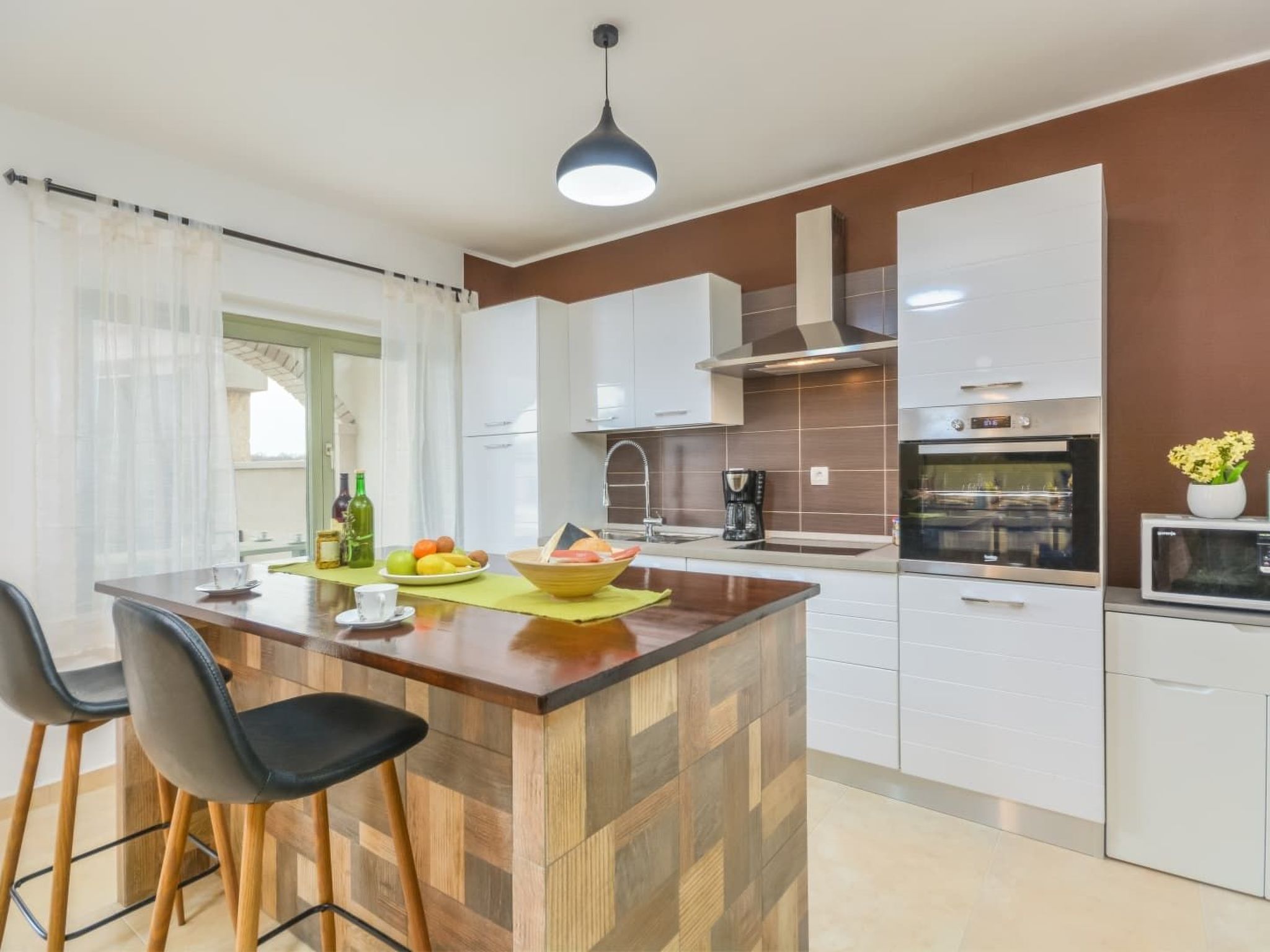 Villa Martin - Rückzugsort auf dem Land mit Pool-Binnen