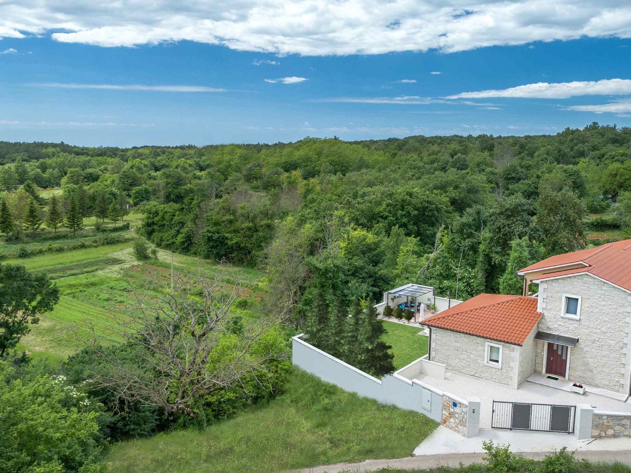 Private Villa mit Panoramablick-Dedans