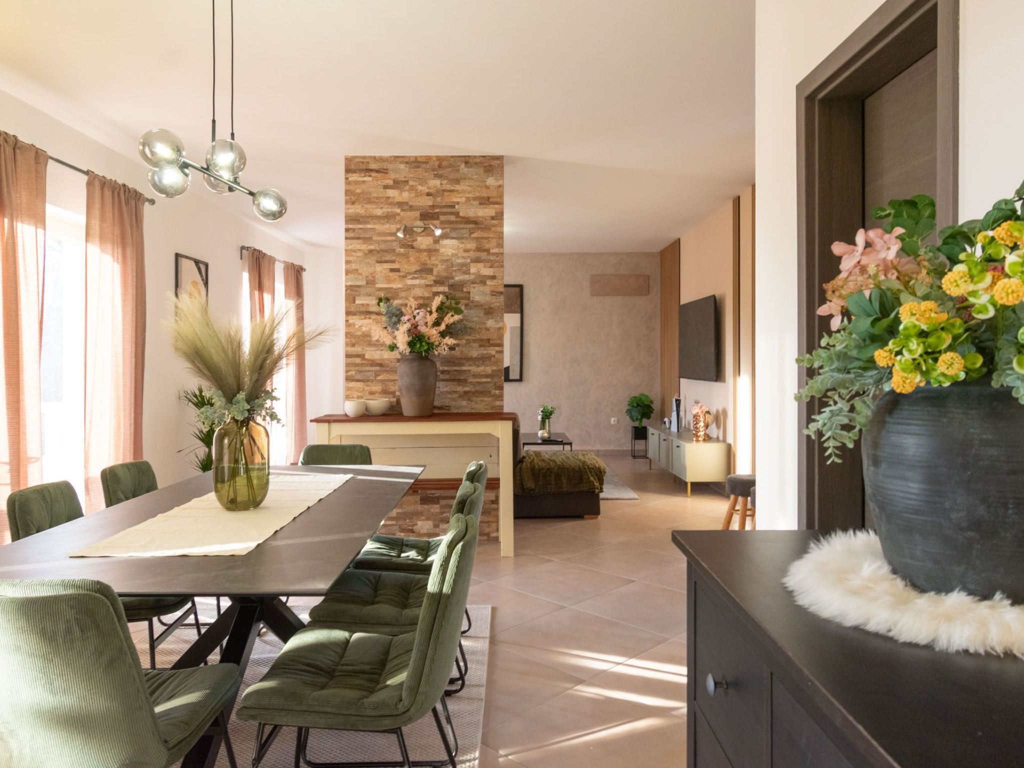 Private Villa mit Panoramablick-Dedans