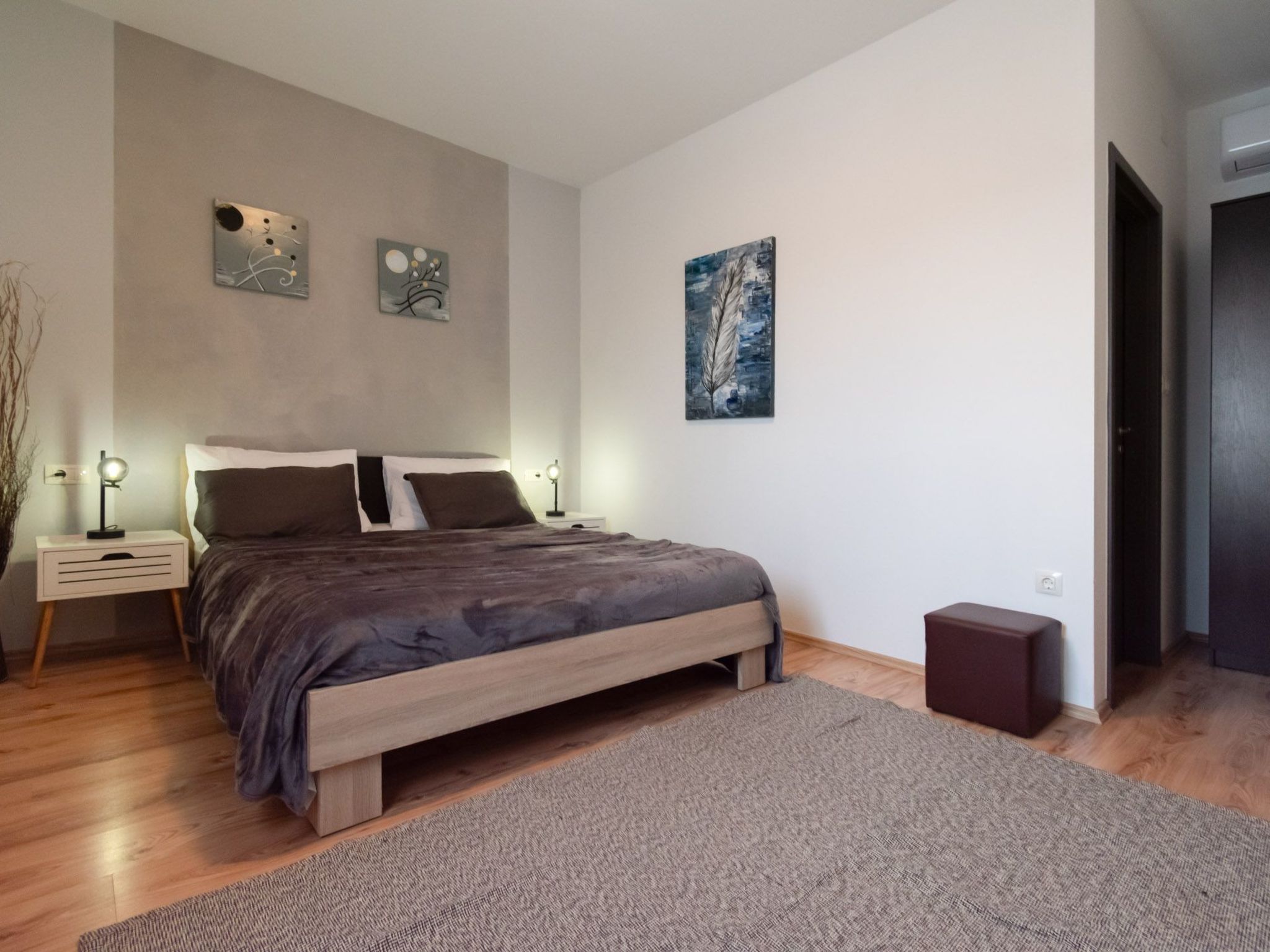 Private Villa mit Panoramablick-Dedans