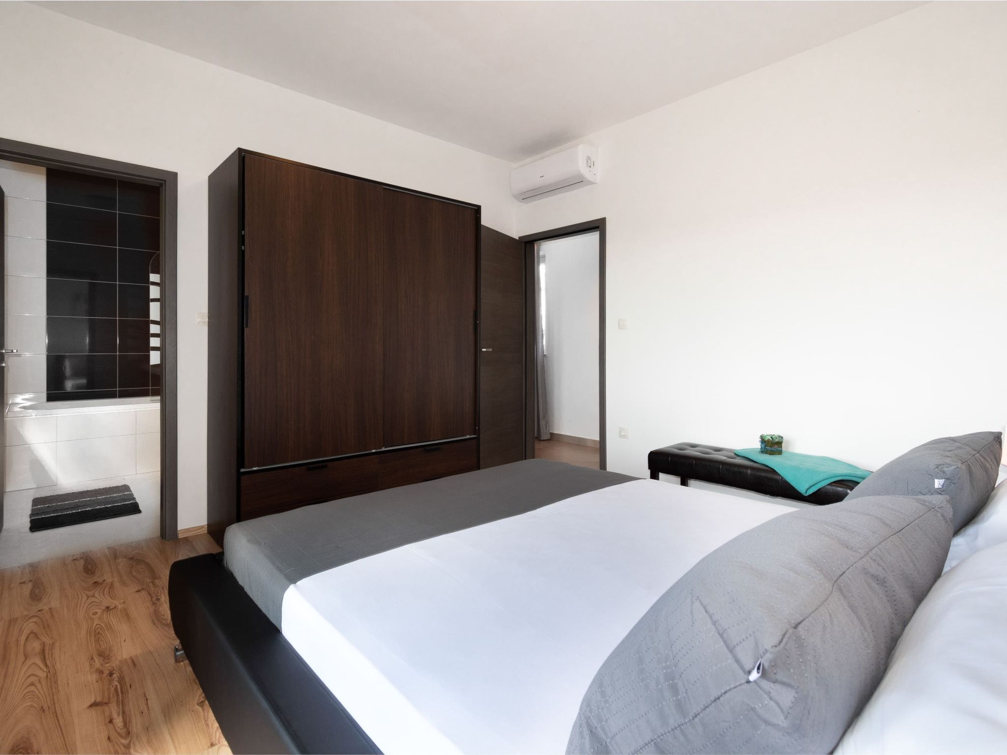 Private Villa mit Panoramablick-Dedans