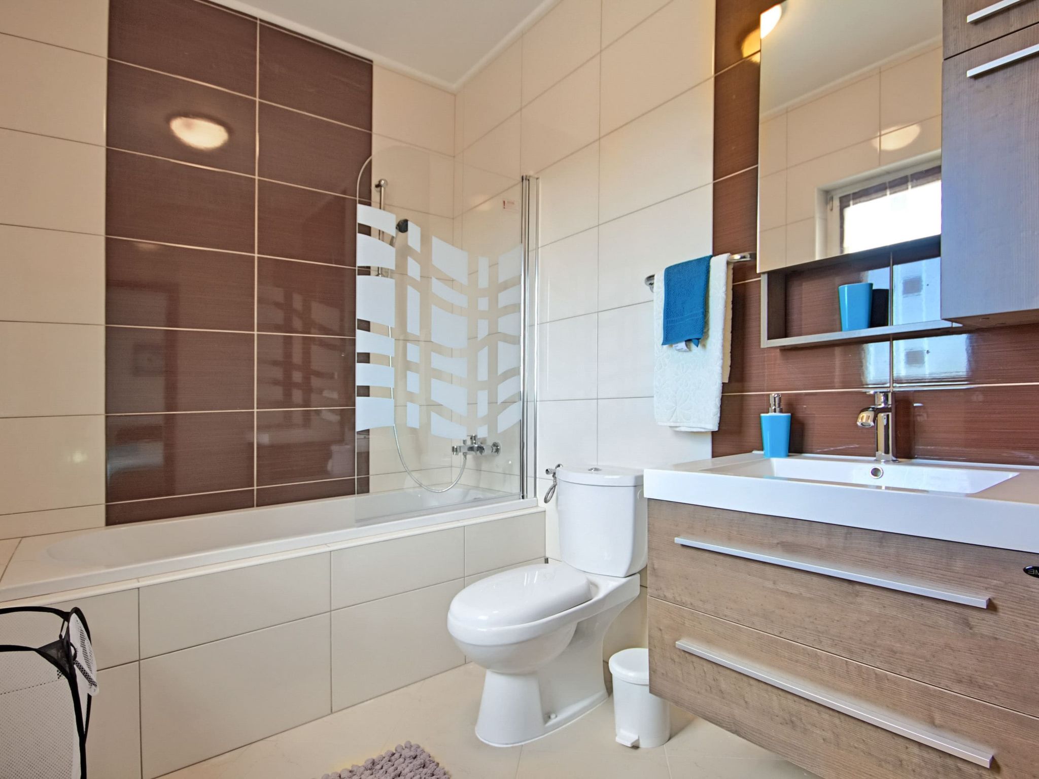 Private Villa mit Panoramablick-Dedans