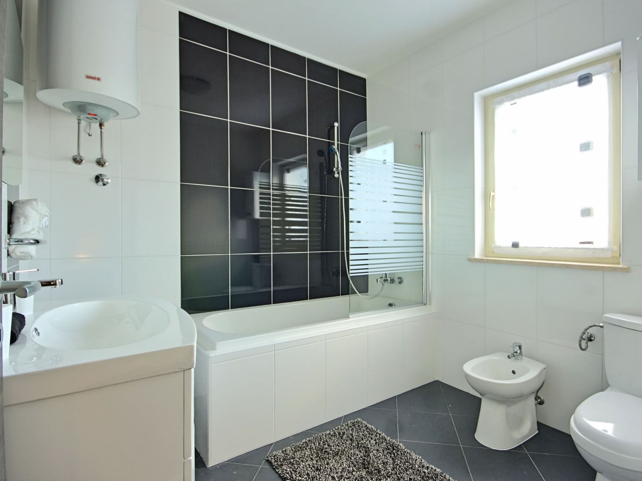 Private Villa mit Panoramablick-Dedans