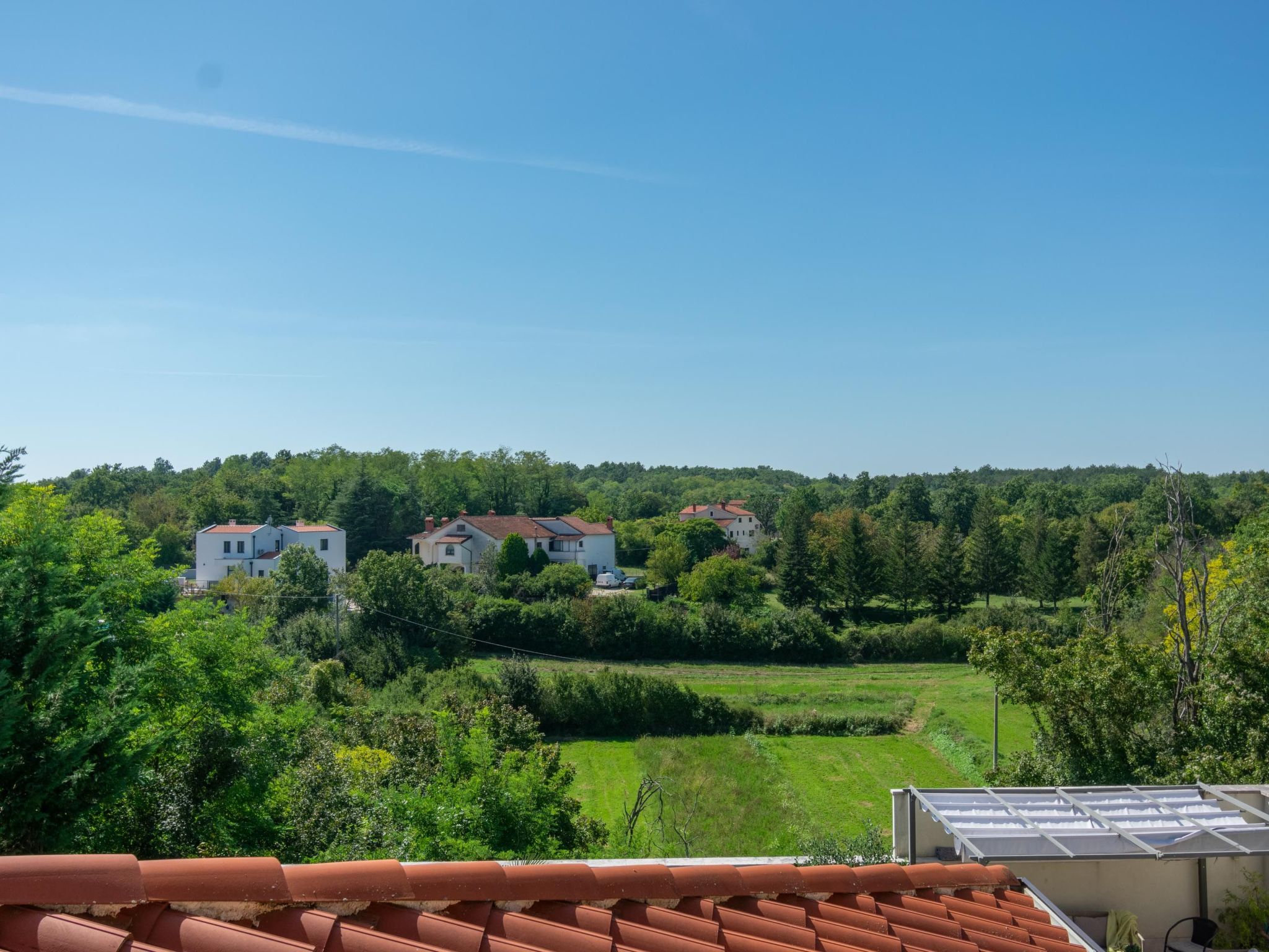 Private Villa mit Panoramablick-Dedans