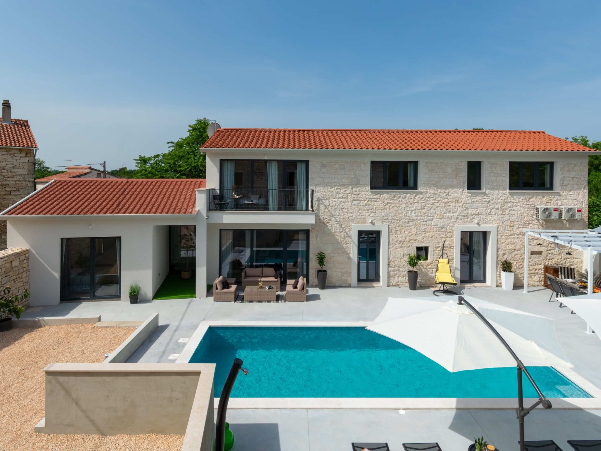 Designer Villa Simone - Modern und Heritage Style-Binnen