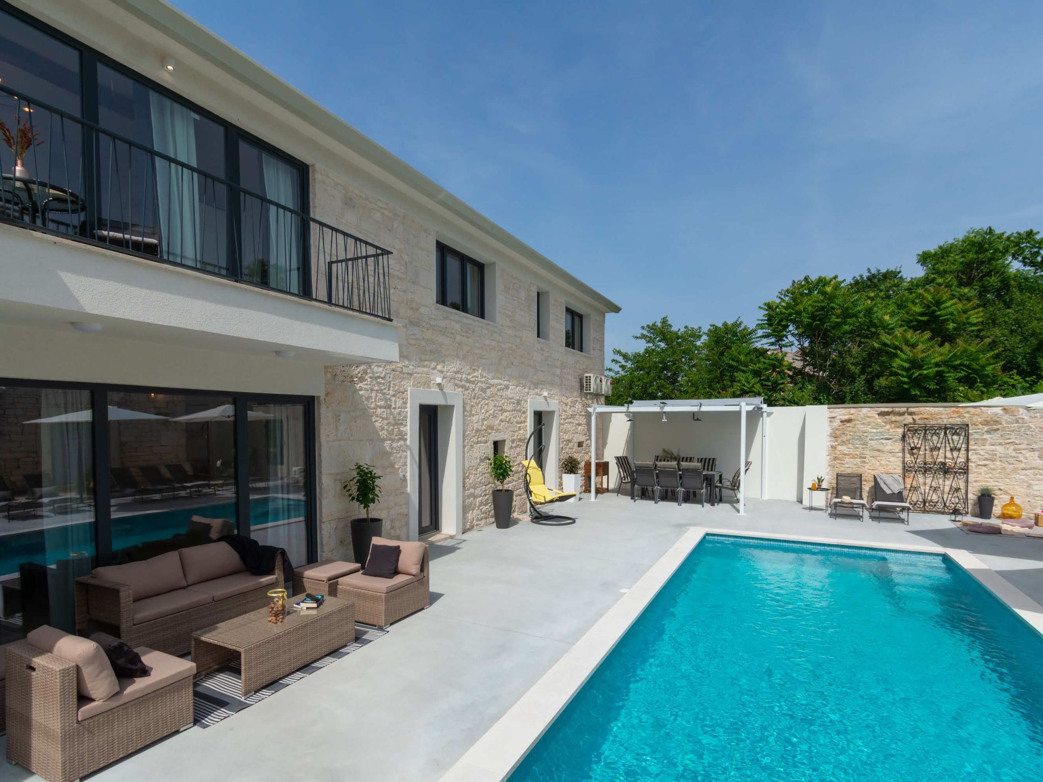 Designer Villa Simone - Modern und Heritage Style-Binnen