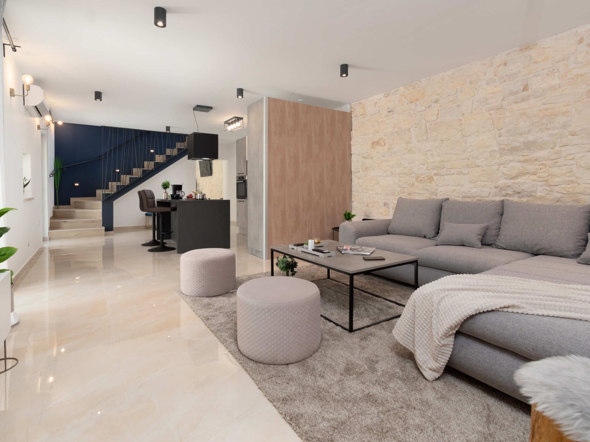 Designer Villa Simone - Modern und Heritage Style-Binnen