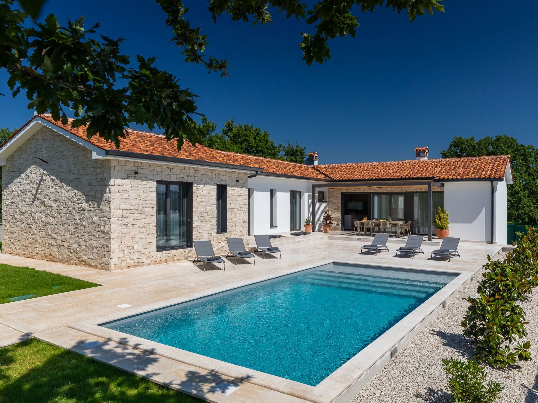 Vakantiehuis met privé zwembad in Jakovici (Kroatië) voor 6 personen