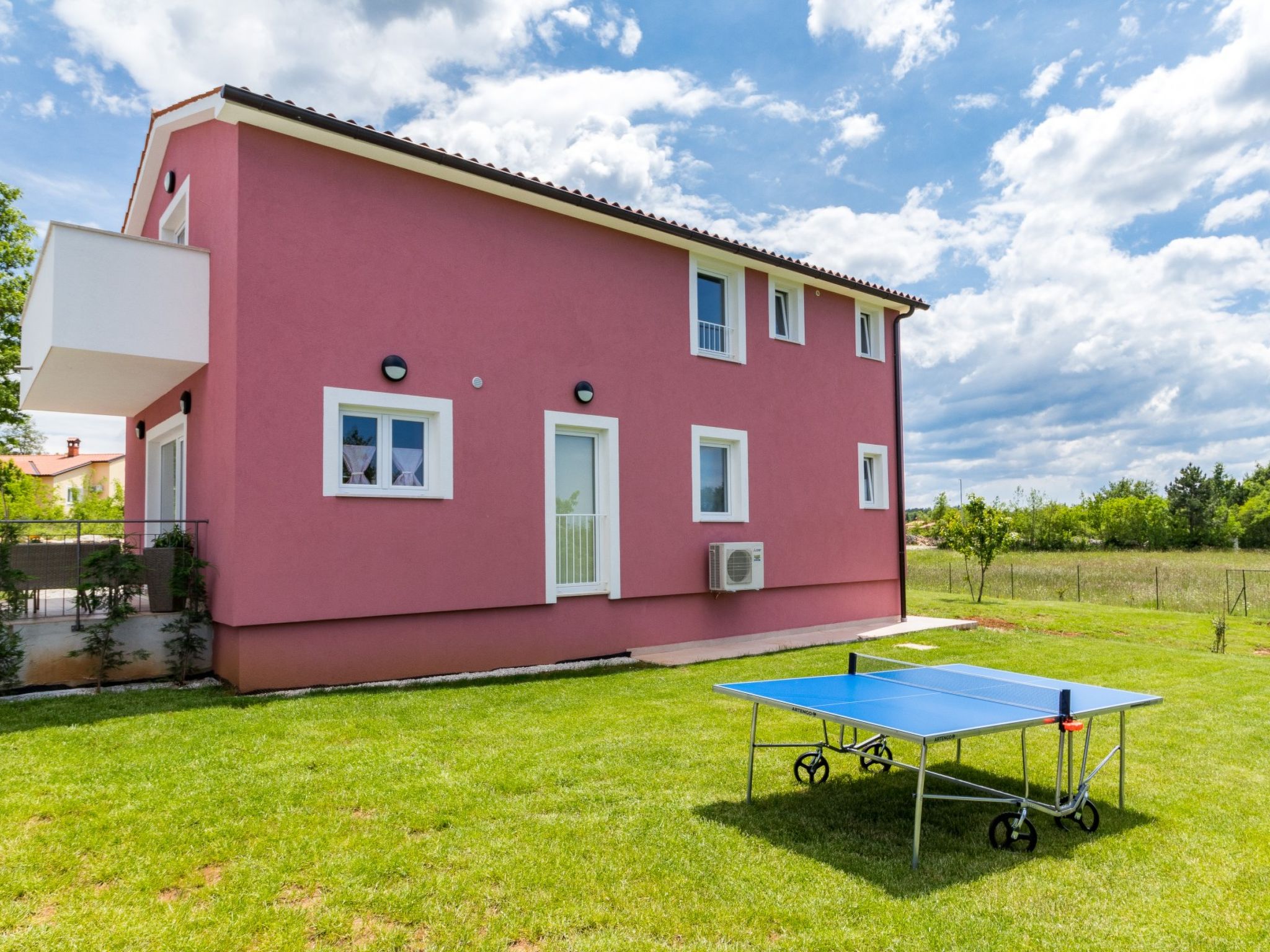 Villa May - Buiten