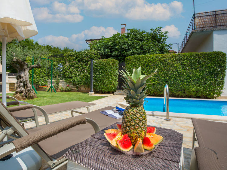 Search and Stay destination Jakovici, Istria County - Croatia from AU$ 182. Cvitan