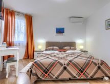 Sfeervol vakantiehuis in hartje Poreč, op 100 meter van zee - thumbnail 6