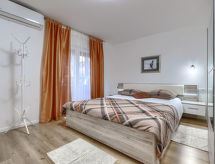 Sfeervol vakantiehuis in hartje Poreč, op 100 meter van zee - thumbnail 5