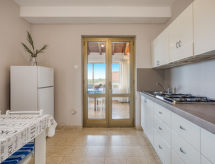 Appartement Daria: Zonnig familieverblijf op 500m van zee in Poreč - thumbnail 4