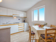 Appartement Daria: Zonnig verblijf op 500 meter van zee in Poreč - thumbnail 3