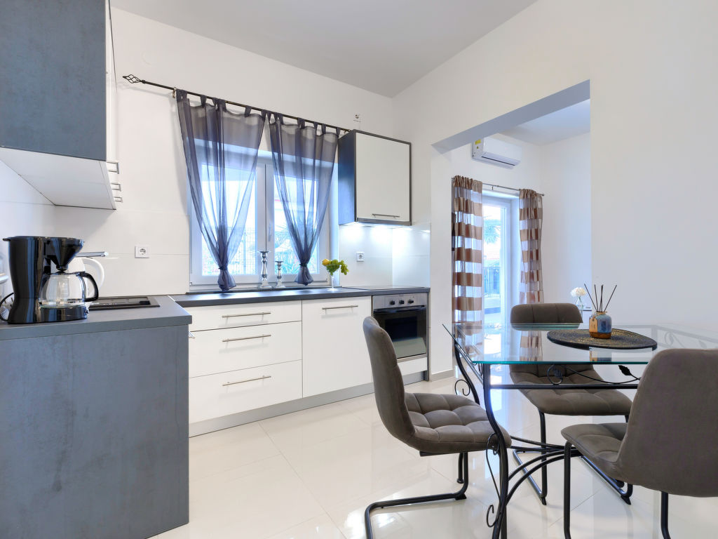Appartement Amra 1 in Kroatië
